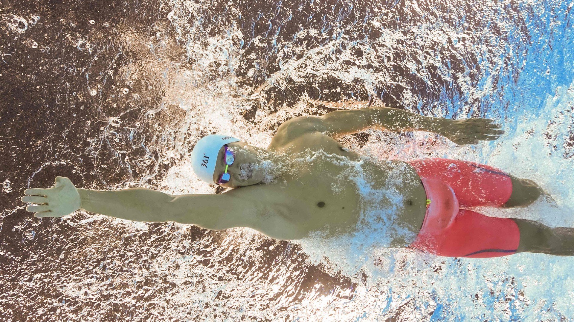 欧冠淘汰赛抽签揭晓，拜仁再遇老对手巴黎，欧冠淘汰赛抽签结果